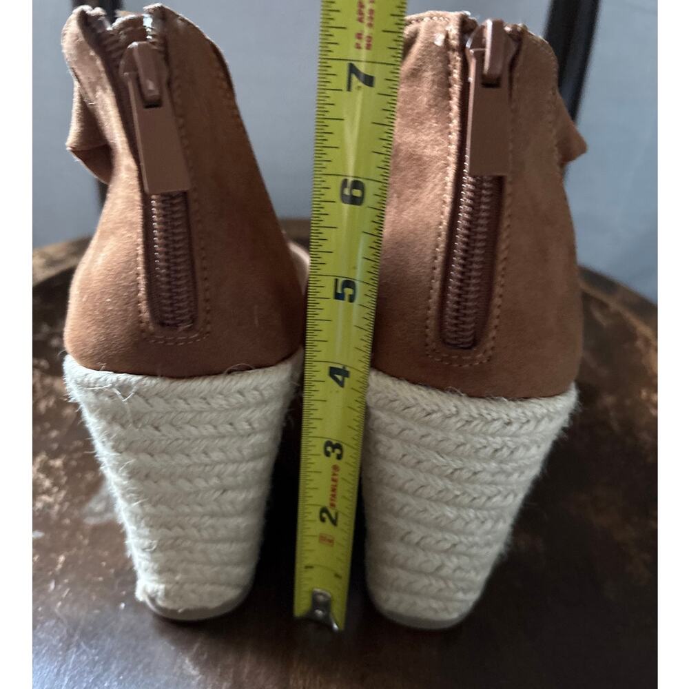 Torrid Brown Faux Suede Lace Up Espadrille Wedge Sandals Size 7WW NWT - Picture 4 of 6